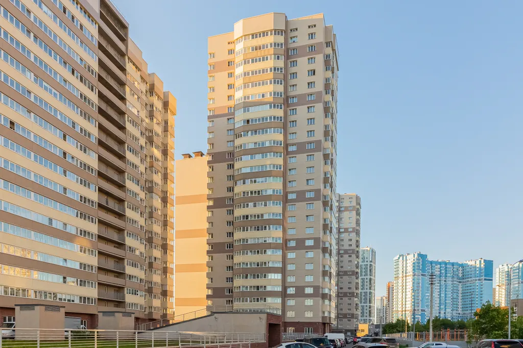 Студия с дизайнерским ремонтом и видом на город