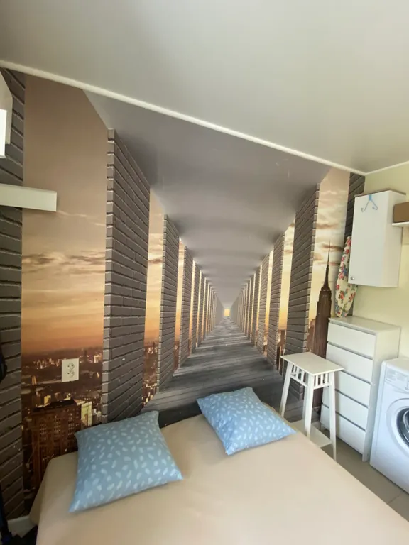 Маленькая студия рядом с лесом