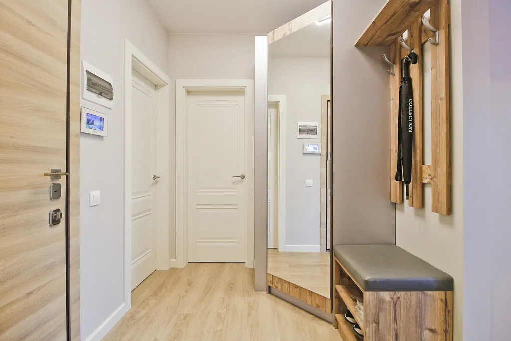 Апартамент с видом на колесо обозрения и море