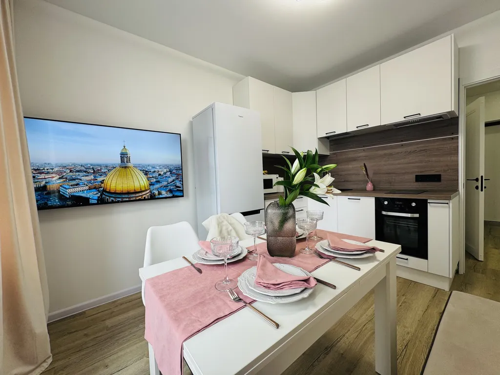 Светлая евродвушка в новом деловом центре города