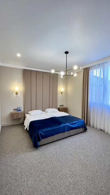 Коттедж с баней, бассейном и бунгало