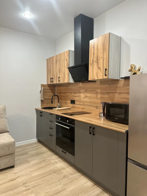 Уютная студия в ЖК Изумрудный - 2 новый дом, центральный район