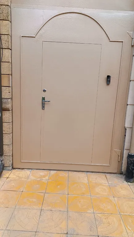 Дом с отдельным входом для большой семьи