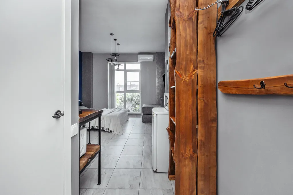 Студия с видом на горы