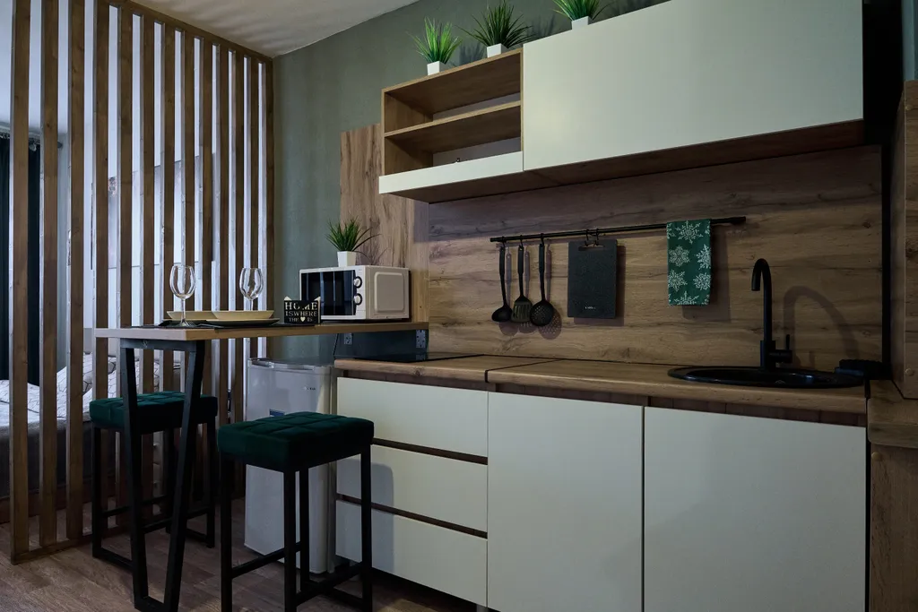 Студия №8 с видом на реку