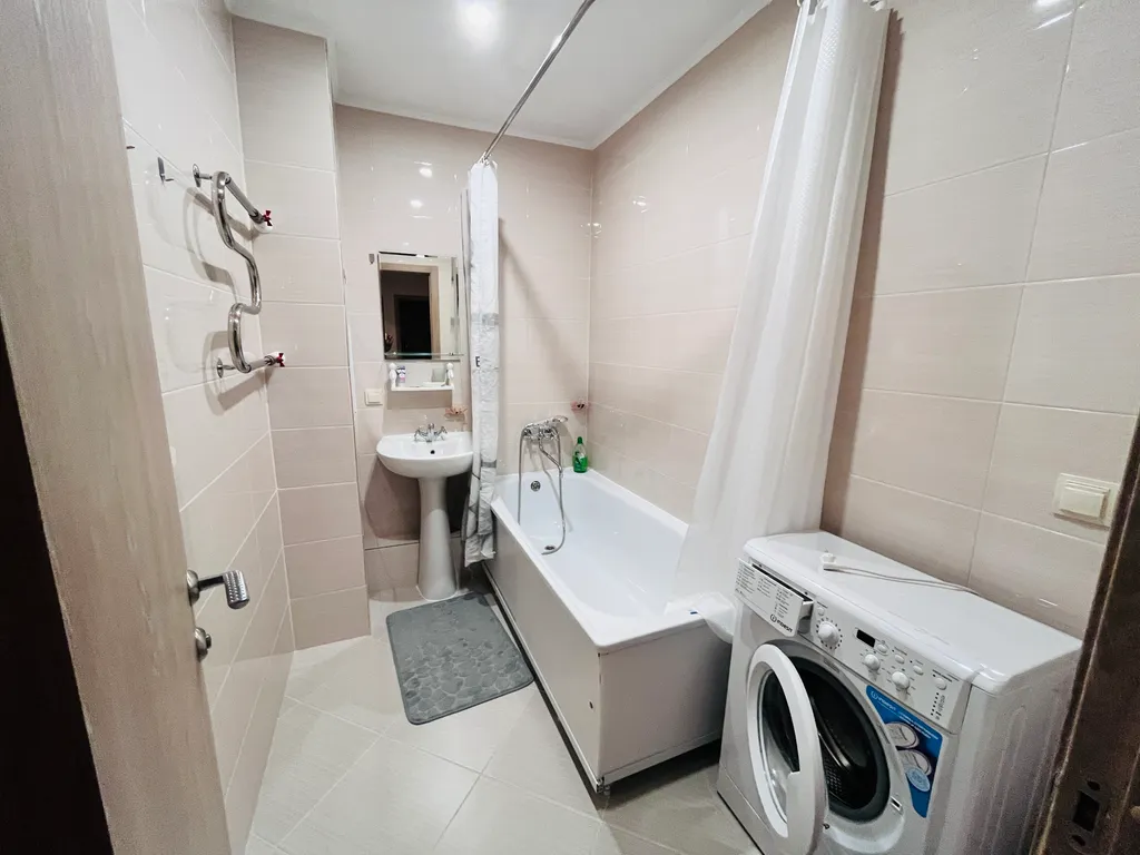 Квартира с двумя лоджиями возле парка