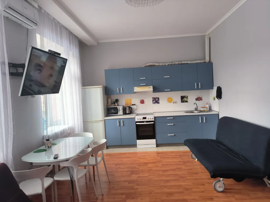 Уютная большая студия для тихого семейного отдыха