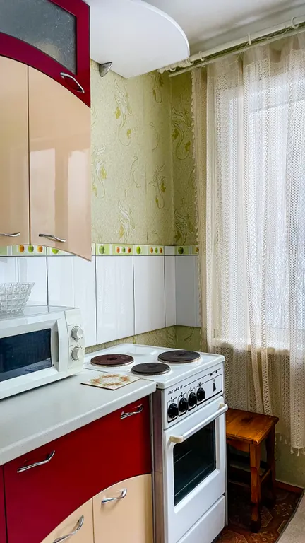 Светлая квартира с отголосками советского прошлого