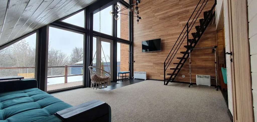 Дом-треугольник в загородном комплексе FoxWay