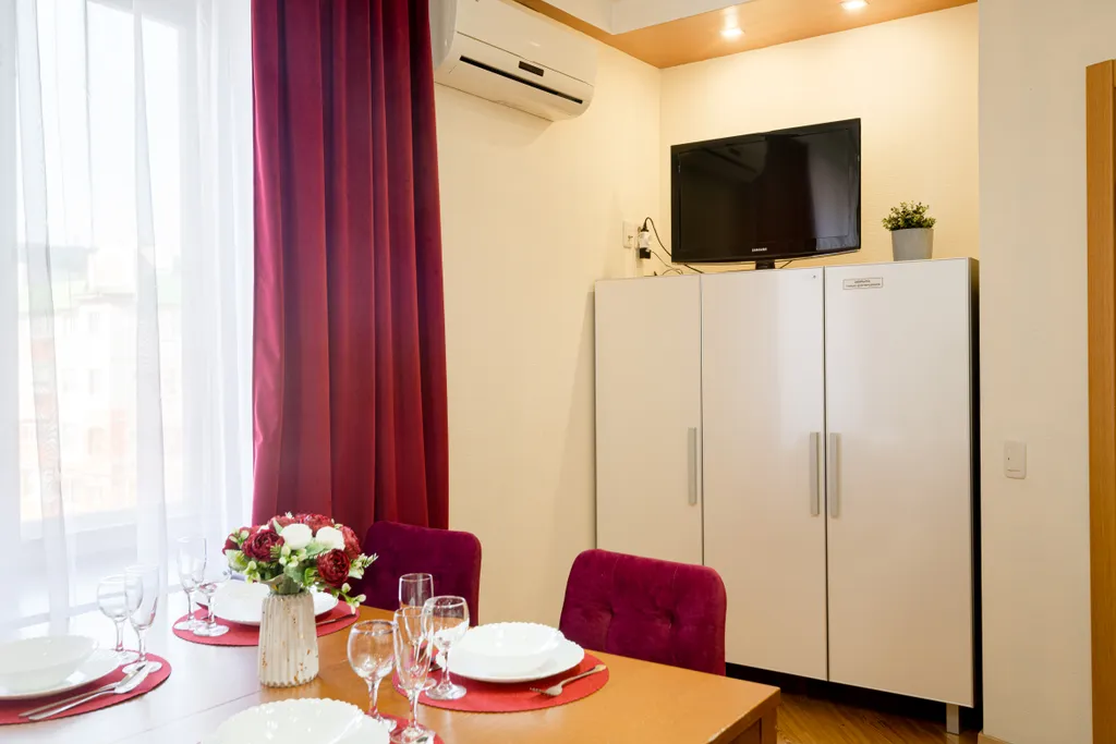 Просторная квартира с 3 кондиционерами у Волги