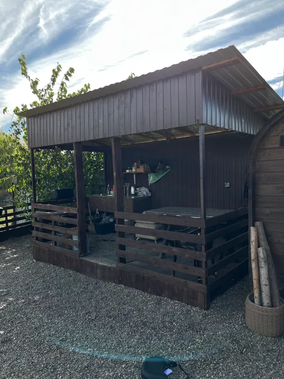 A-Frame на берегу реки, рыбалка с пирсом в Береговом