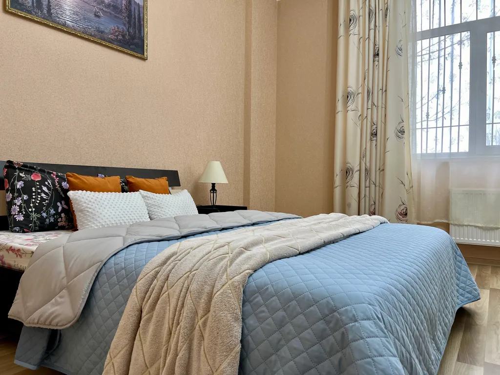 Квартира Рядом пляж парк Победы Херсонес не берем оплату за уборку — аренда посуточно в Севастополь