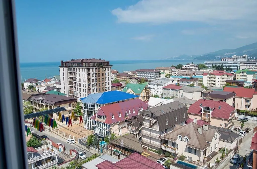 Панорамная студия на берегу моря