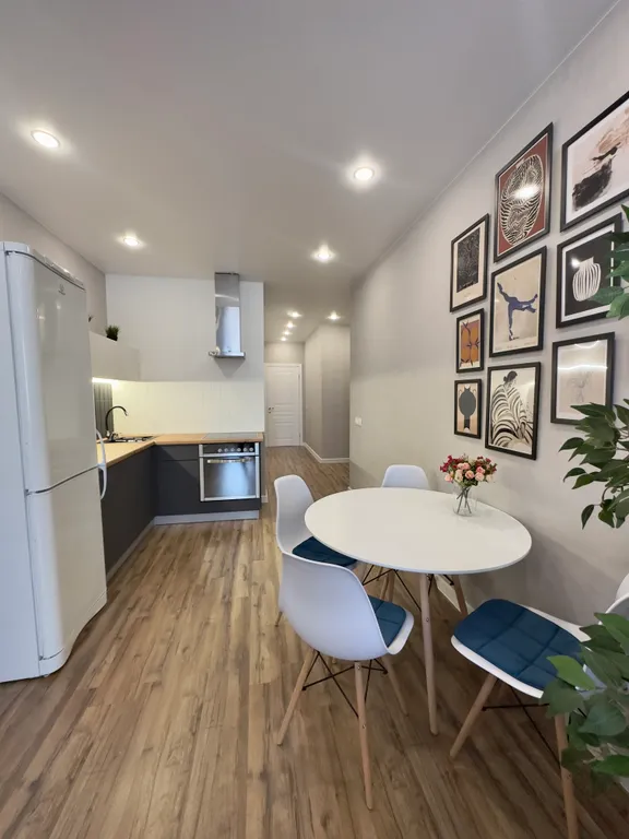 Современная евро-двушка в новом доме