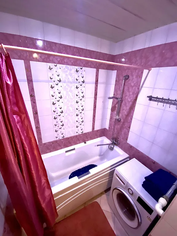 Sutki Rent с видом на Смольный собор