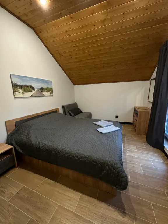 Дом в лесу с баней и бассейном