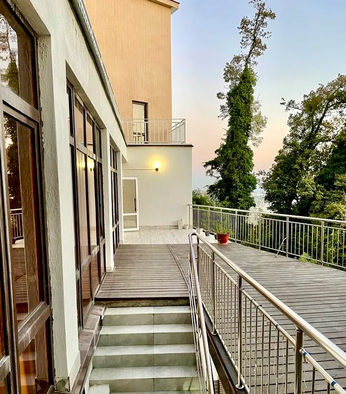 Вилла с видом на море