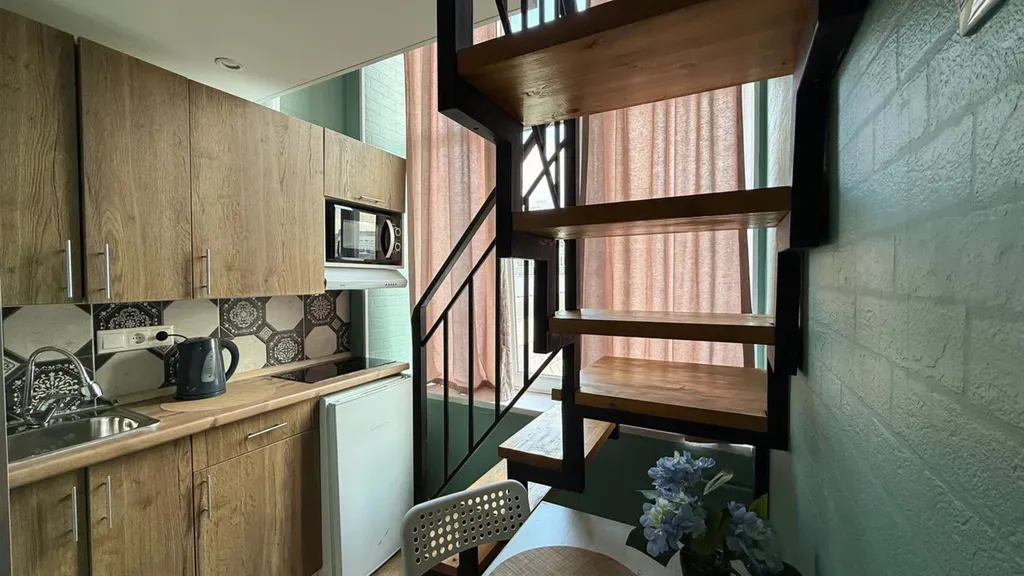 Квартира Квартира Двухуровневая студия у метро Автозаводская — Москва