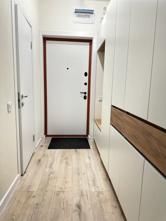 Уютная квартира с балконом и очень удобной кроватью