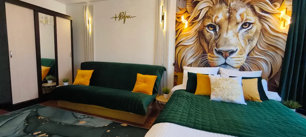 Уютные апартаменте в Университетском Золотой Лев " Изумрудные "