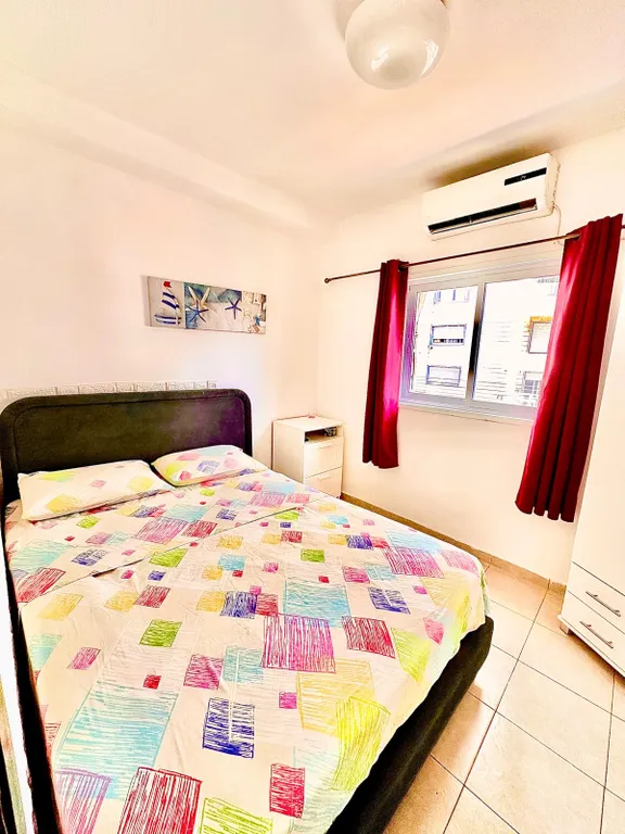 Новая красивая 2-комнатная квартира на море лучший пляж 50 м от дома