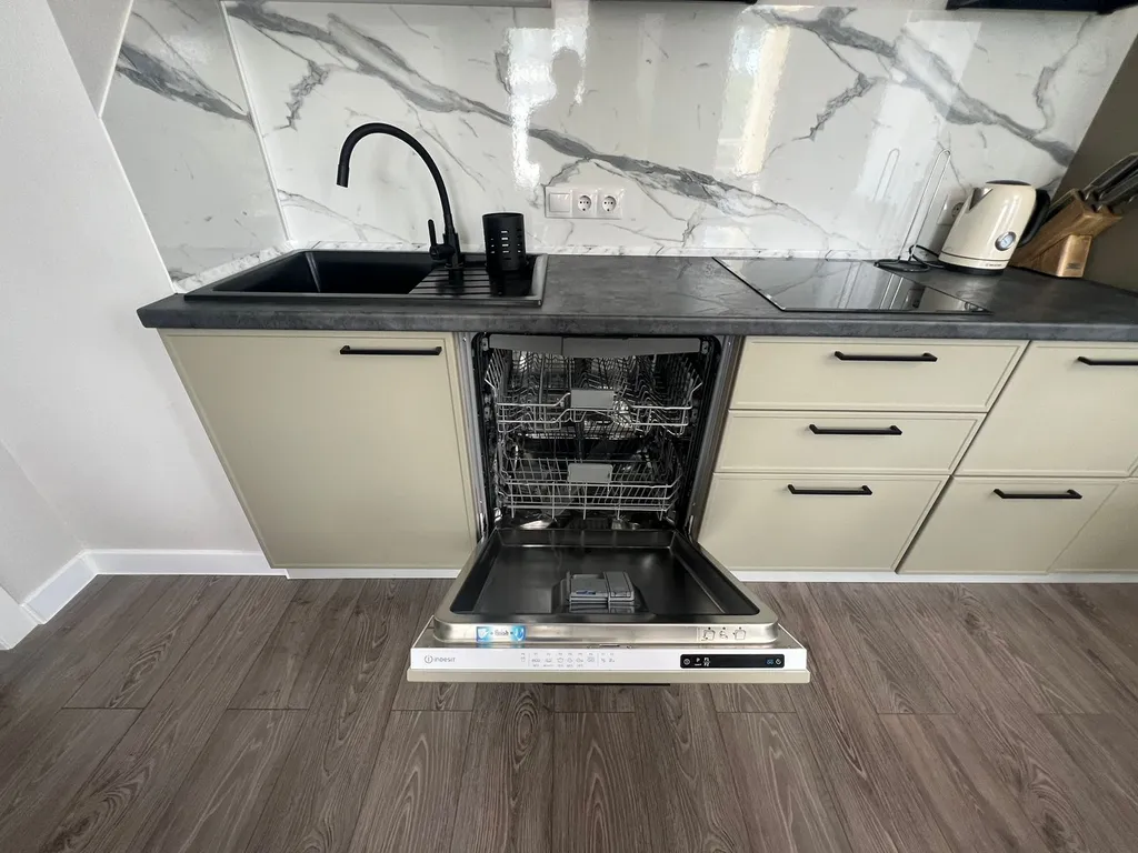 263 Евротрешка с бассейном на 7 человек