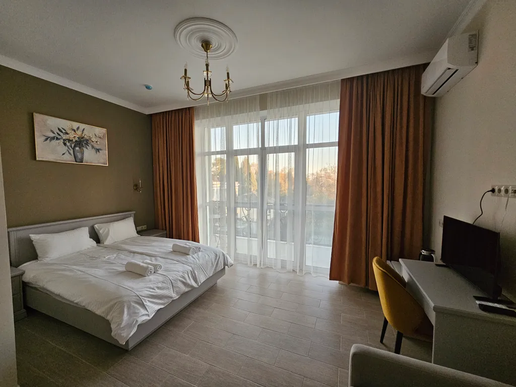 Квартира Стандарт в отеле Атлас — аренда посуточно в Гудаута