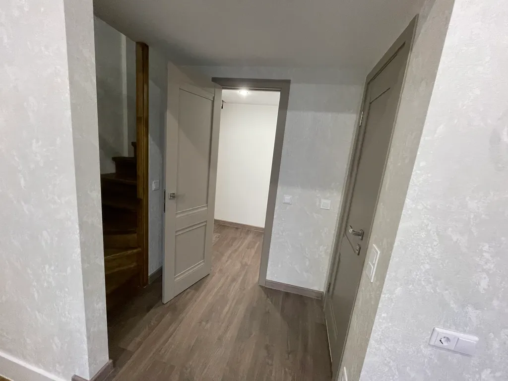 Новая, чистая двухуровневая квартира на берегу реки Волга