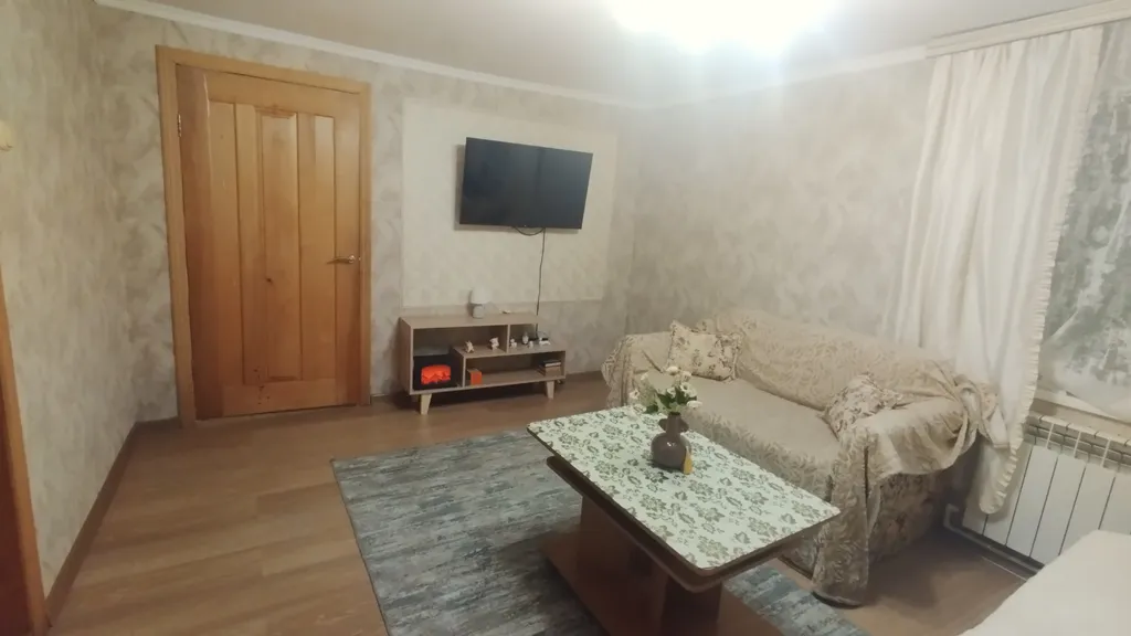 Уютный дом в предгорье Лаго-Наки