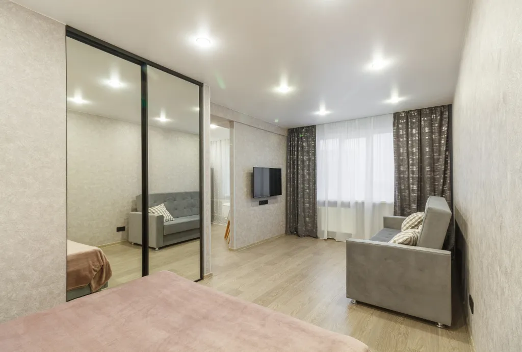 Апартаменты с хорошим ремонтом у Ледового дворца