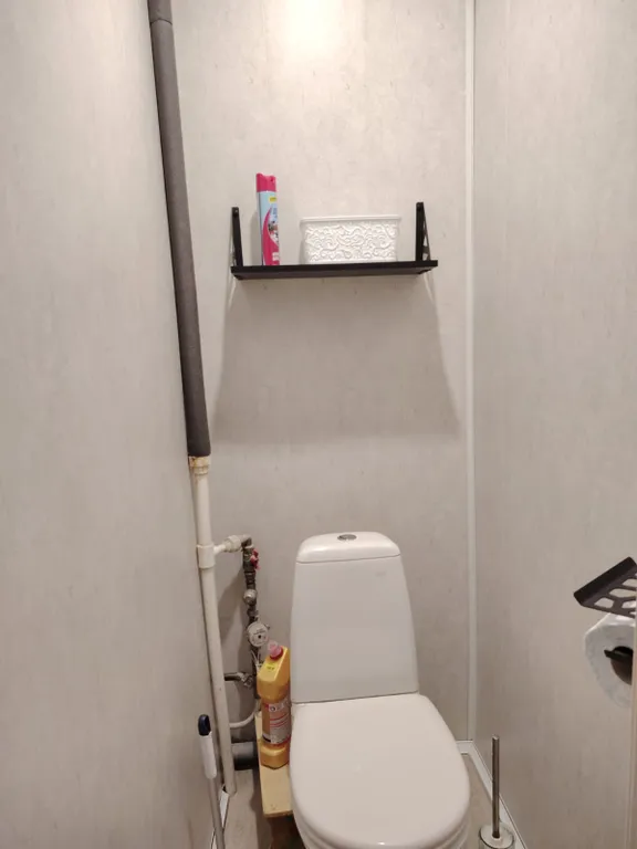 Квартира Двухкомнатная квартира, 3 отдельных кровати — Колпино