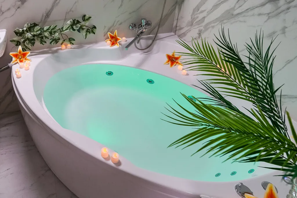 Квартира Квартира Tropic SPA Studio с джакузи XXL и тропическим душем в уютном центре — Минск