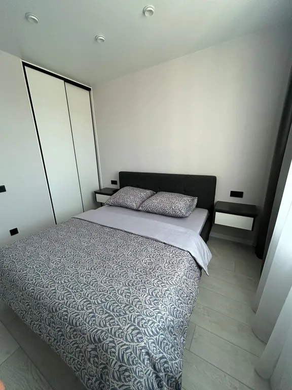 Уютная квартира с панорамными окнами