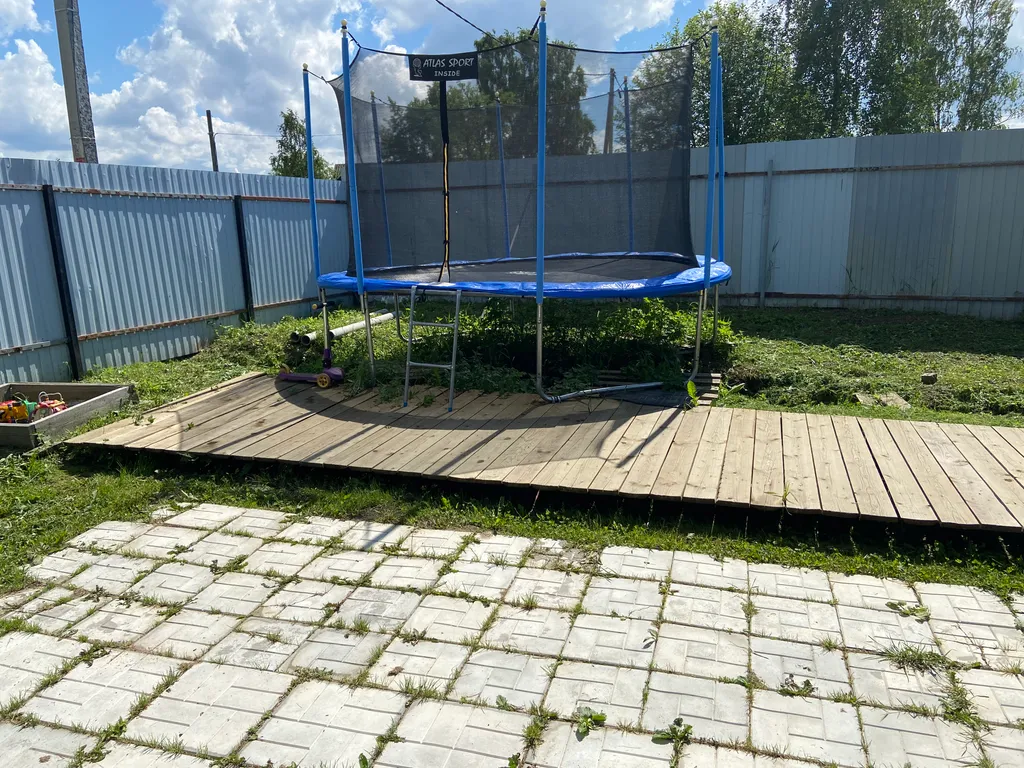 Дом на участке 3 сотки, огорожен, все удобства