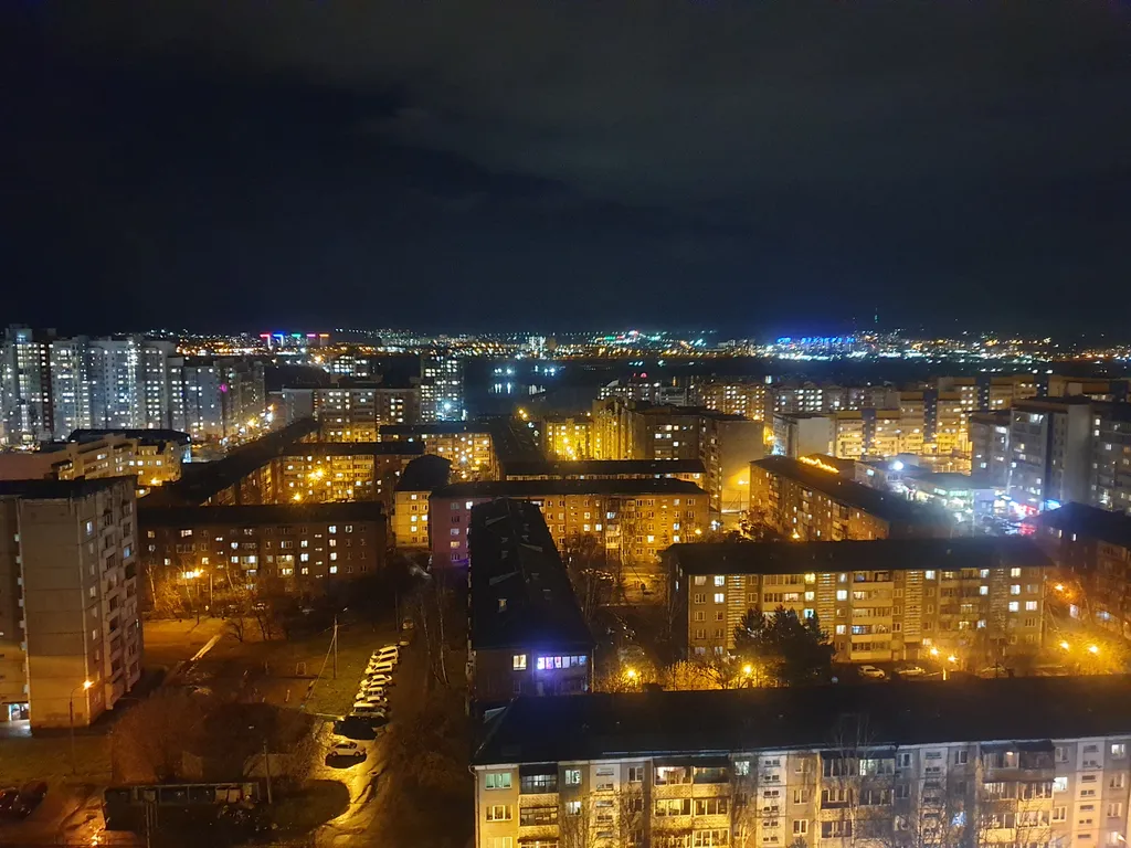 Видовая дизайнерская квартира в центре