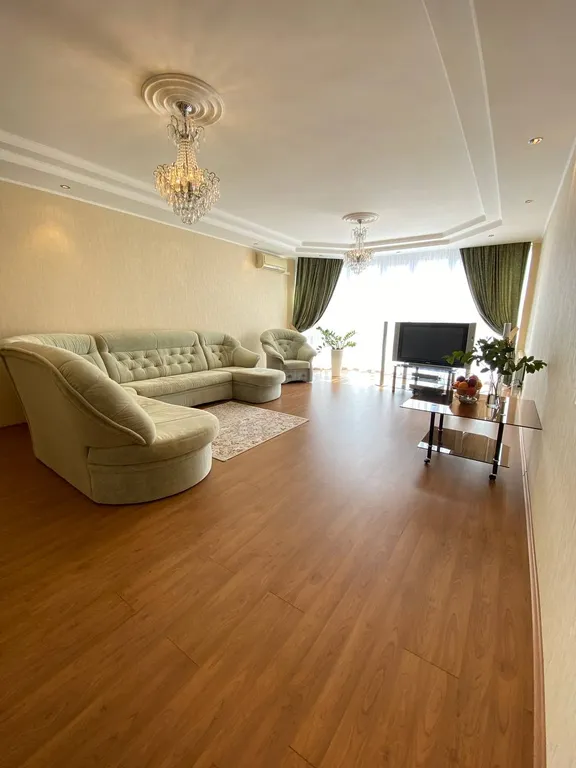 Изумрудный стиль в 5 минутах до моря