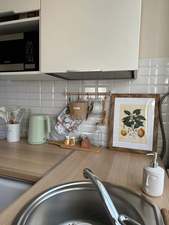 Двухкомнатная квартира над кофейней в центре Валдая