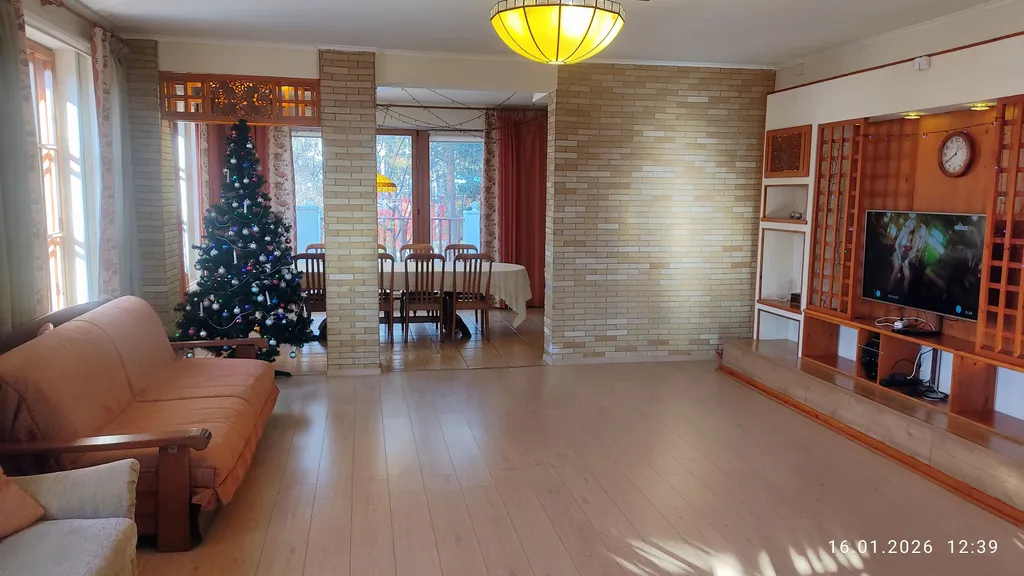 Коттедж Уютный дом на опушке леса — аренда посуточно в Зелёная Поляна