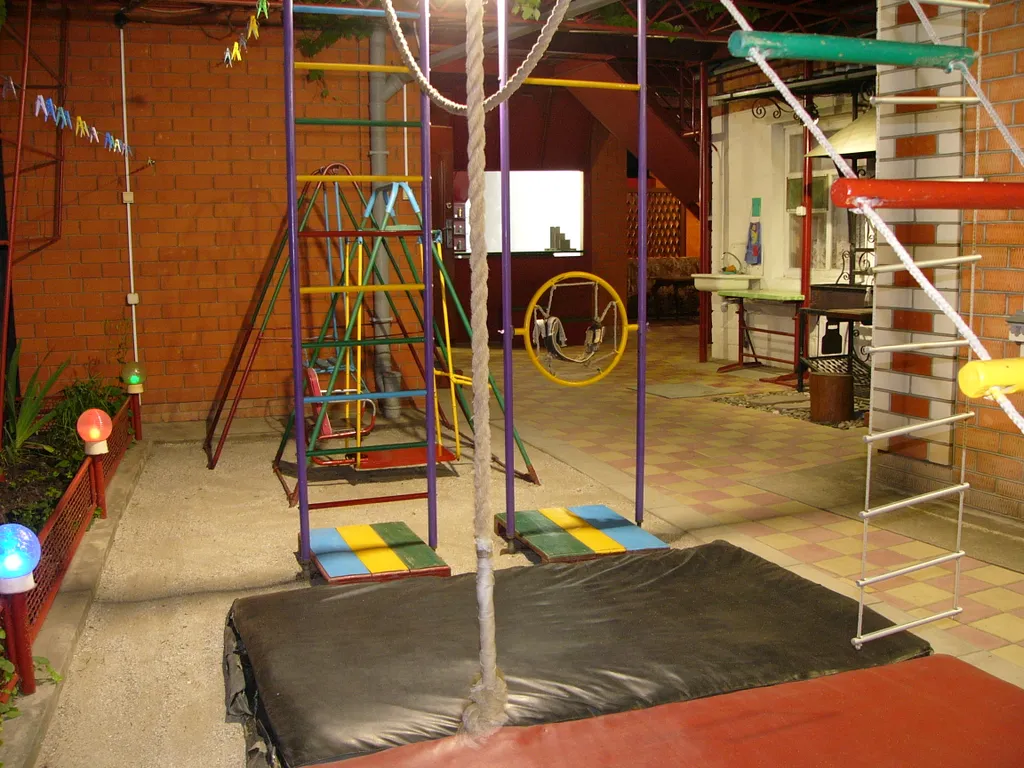 Номер со своей территорией для отдыха под навесом