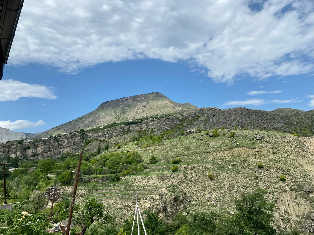 Дом с видом на горы