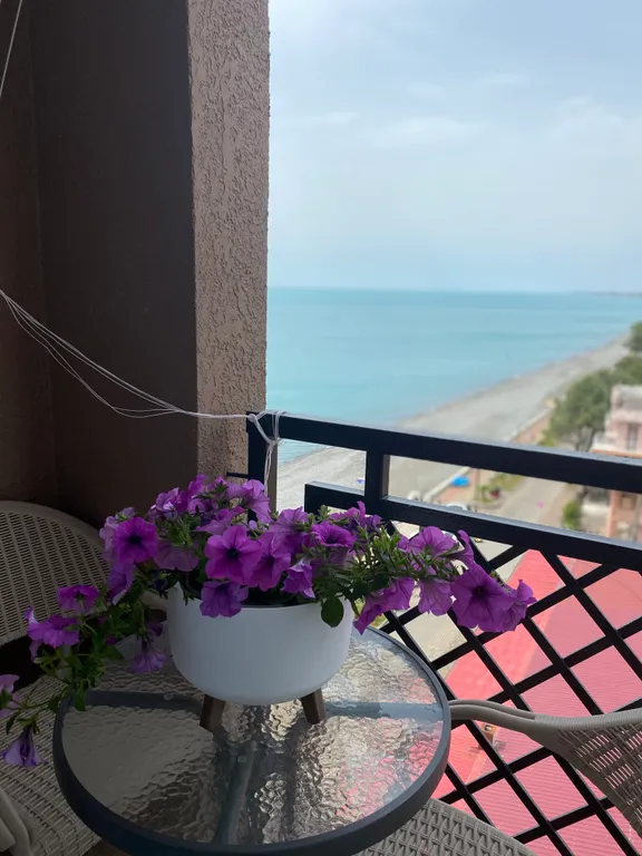 Апартаменты на набережной с видом на море