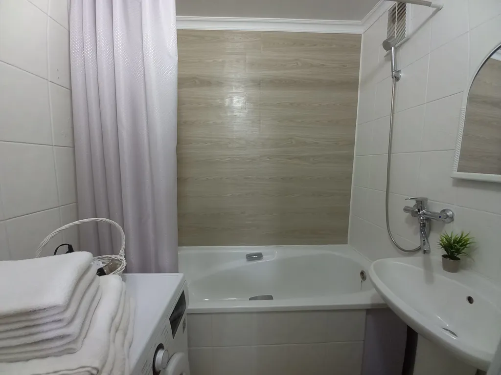 Яркая Звезда на Космосе