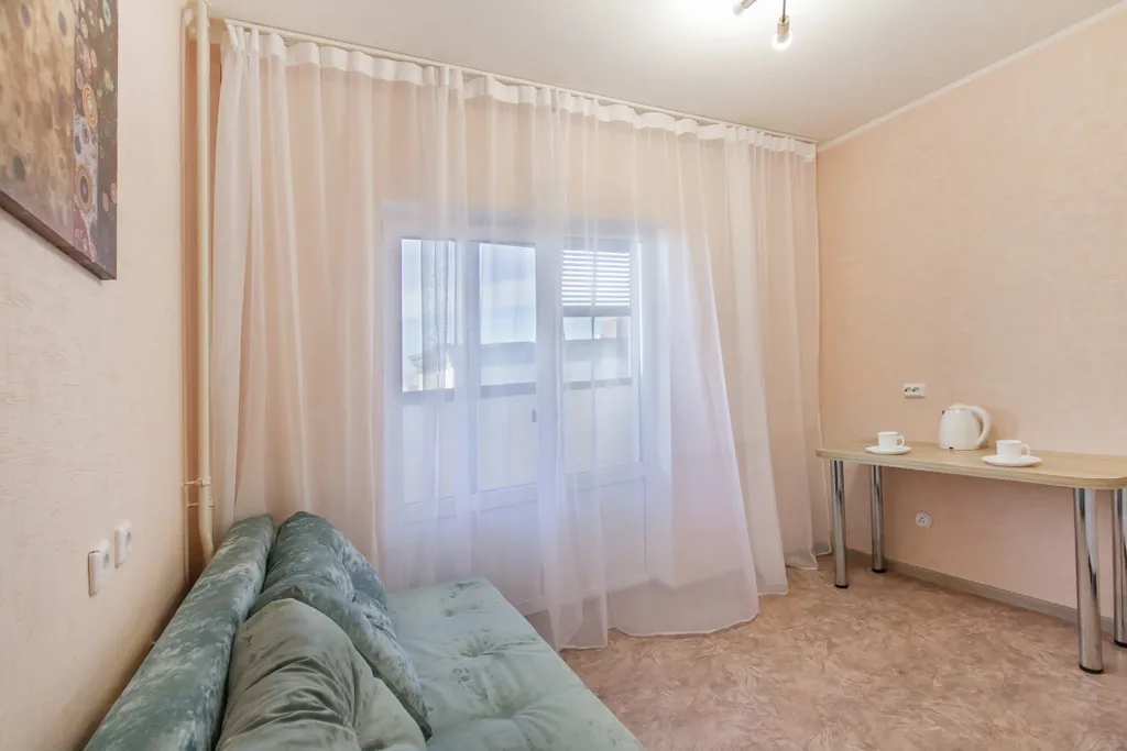 1 комнатная квартира7 мест возле мп, аэропорт, рынок воронежский