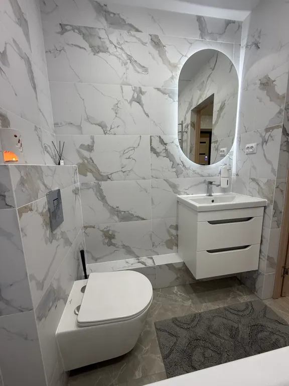 Уютная квартира с новым ремонтом и мебелью в центре