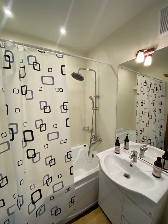 Уютная квартира с видом на стадион