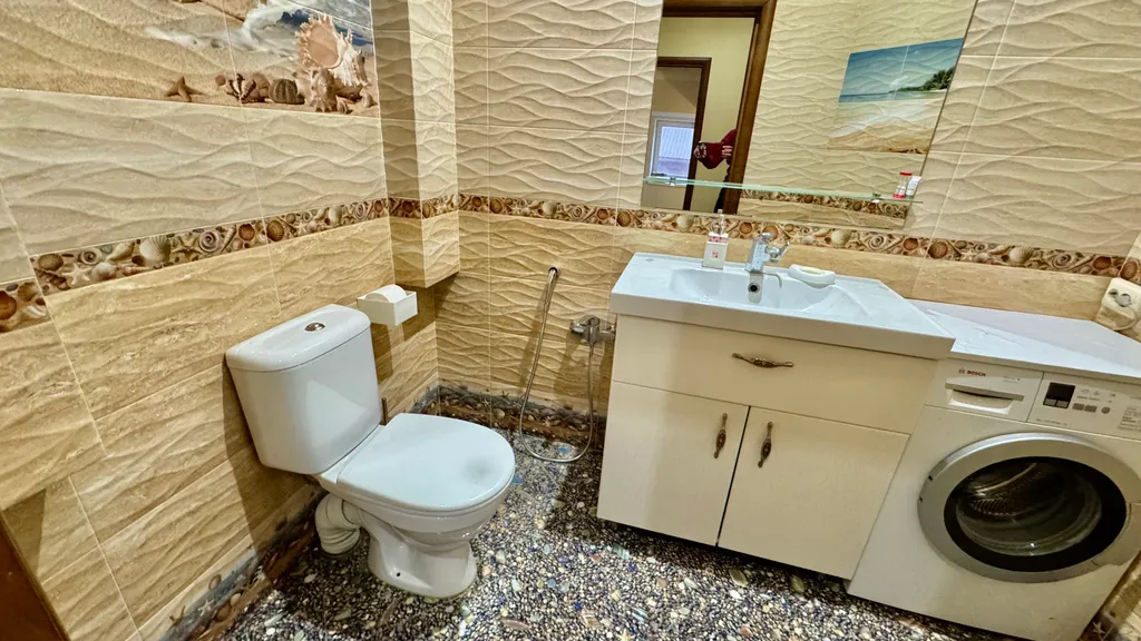 Коттедж с бассейном, баней