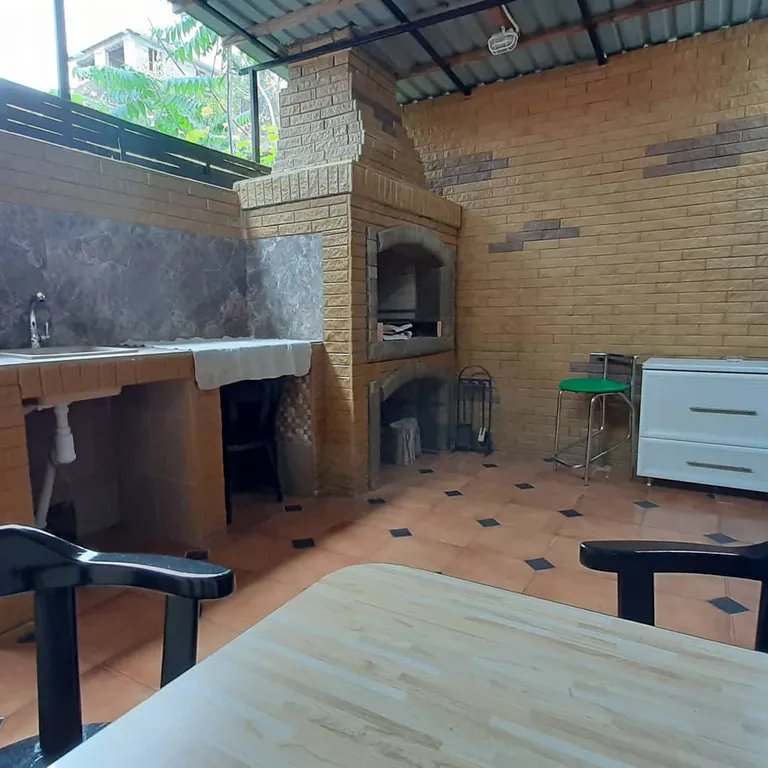 Коттедж с мангалом