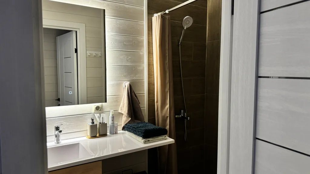 Уютный домик с баней на дровах и чаном