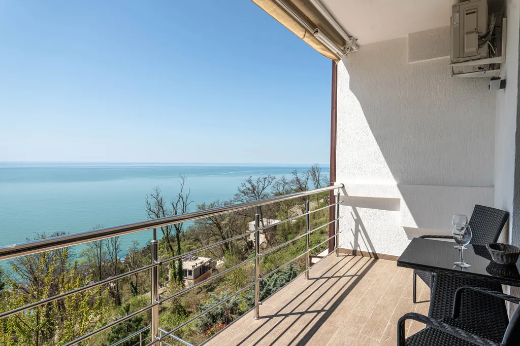 Квартира с видом на море с 2 спальнями в ЖК Лазурный берег