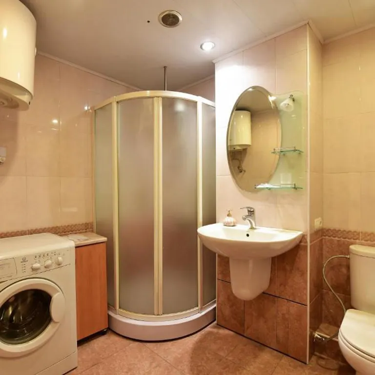 Northern Avenue Apartment